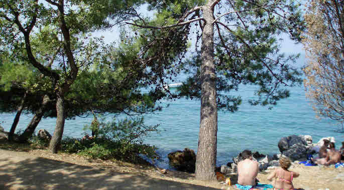 Njivice beach Miramare